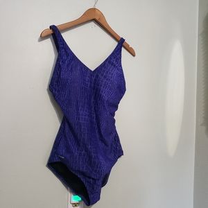 Speedo women's swimsuit size 14"